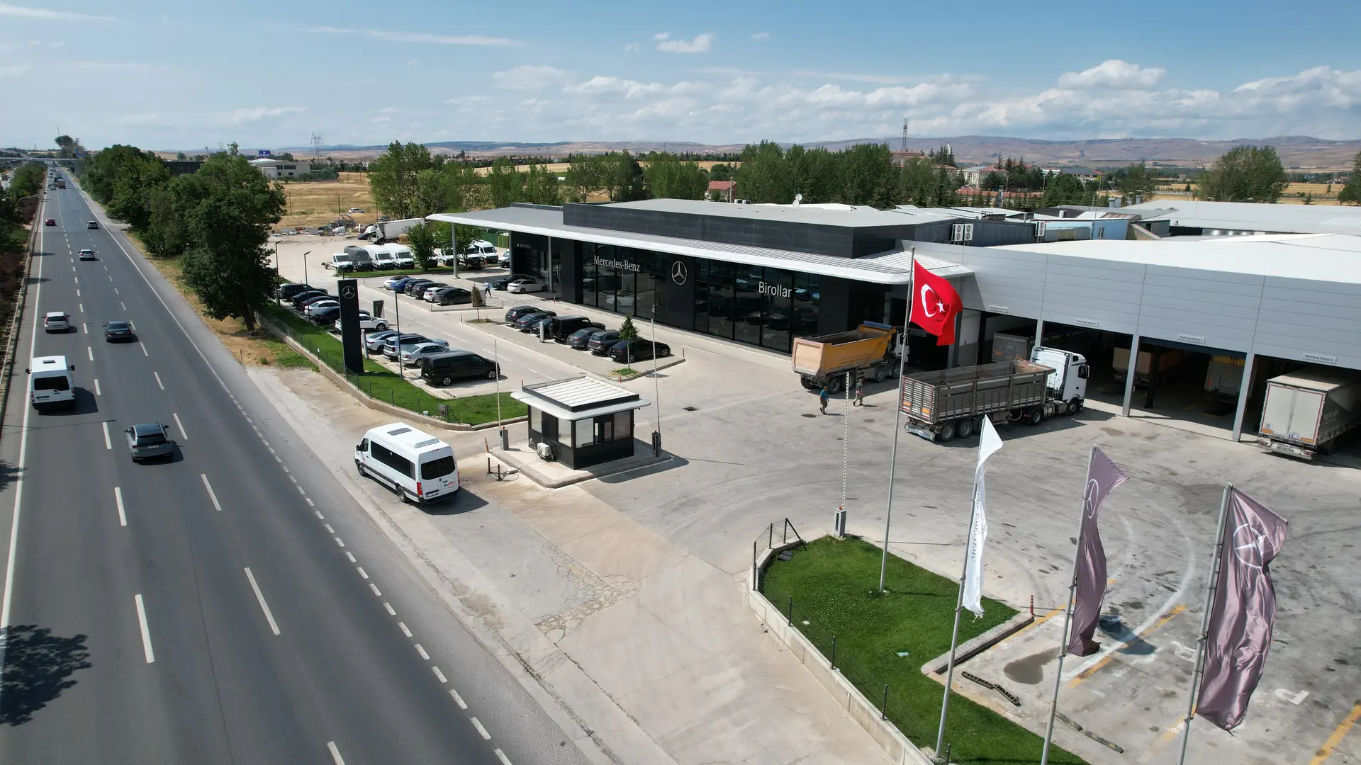 Birollar Otomotiv Mercedes-Benz yetkili satıcı ve servis tesisi, havadan görünüm